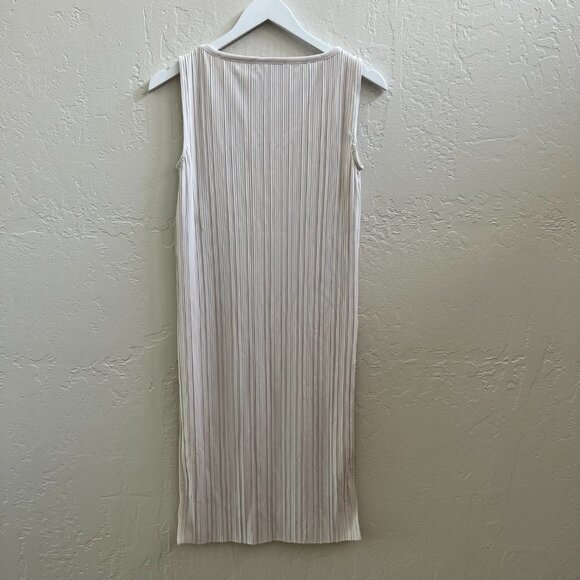 MaxMara Neutral Pleated Tunic Sleeveless Top With Side Slits - Picture 5 of 8